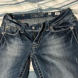 Miss Me jeans 27 x 34. Never been worn!